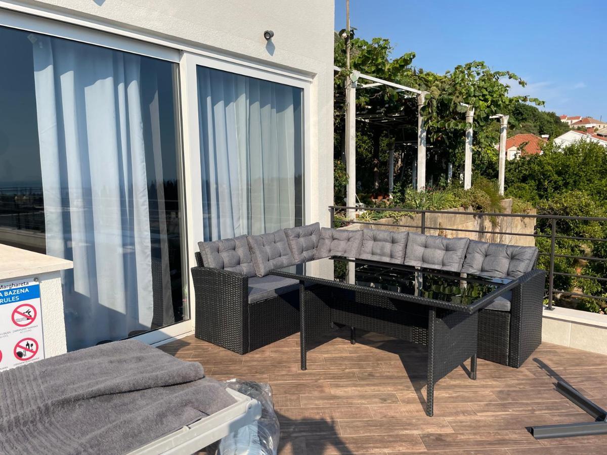 Apartma Location Apt. 1 Marghareta With Sea View *