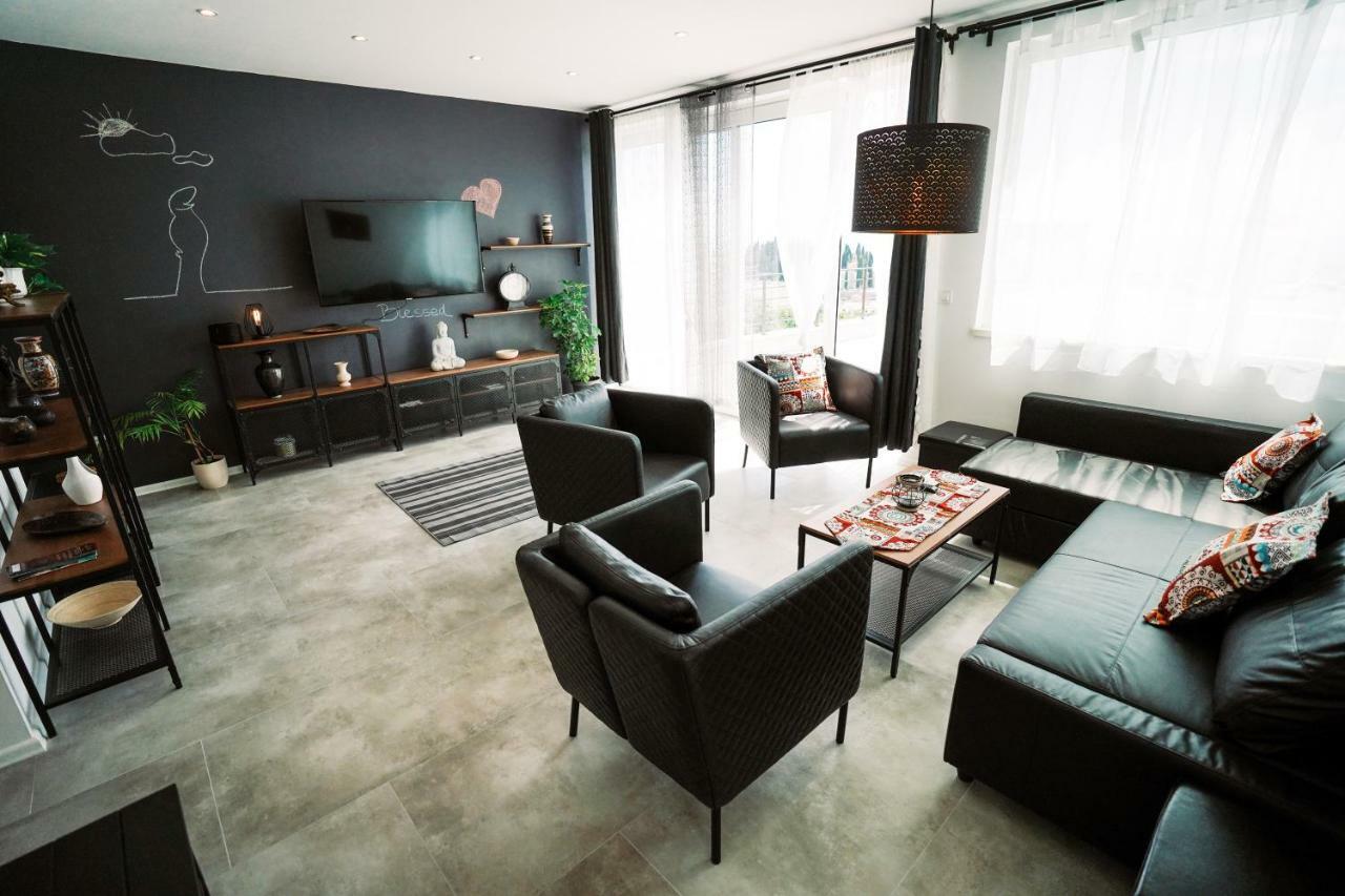 Location Apt. 1 Marghareta With Sea View Apartma *